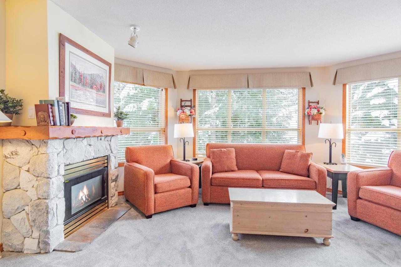 The Best Ski In Ski Out Two Bedroom Condo At Aspens Уистлер Экстерьер фото