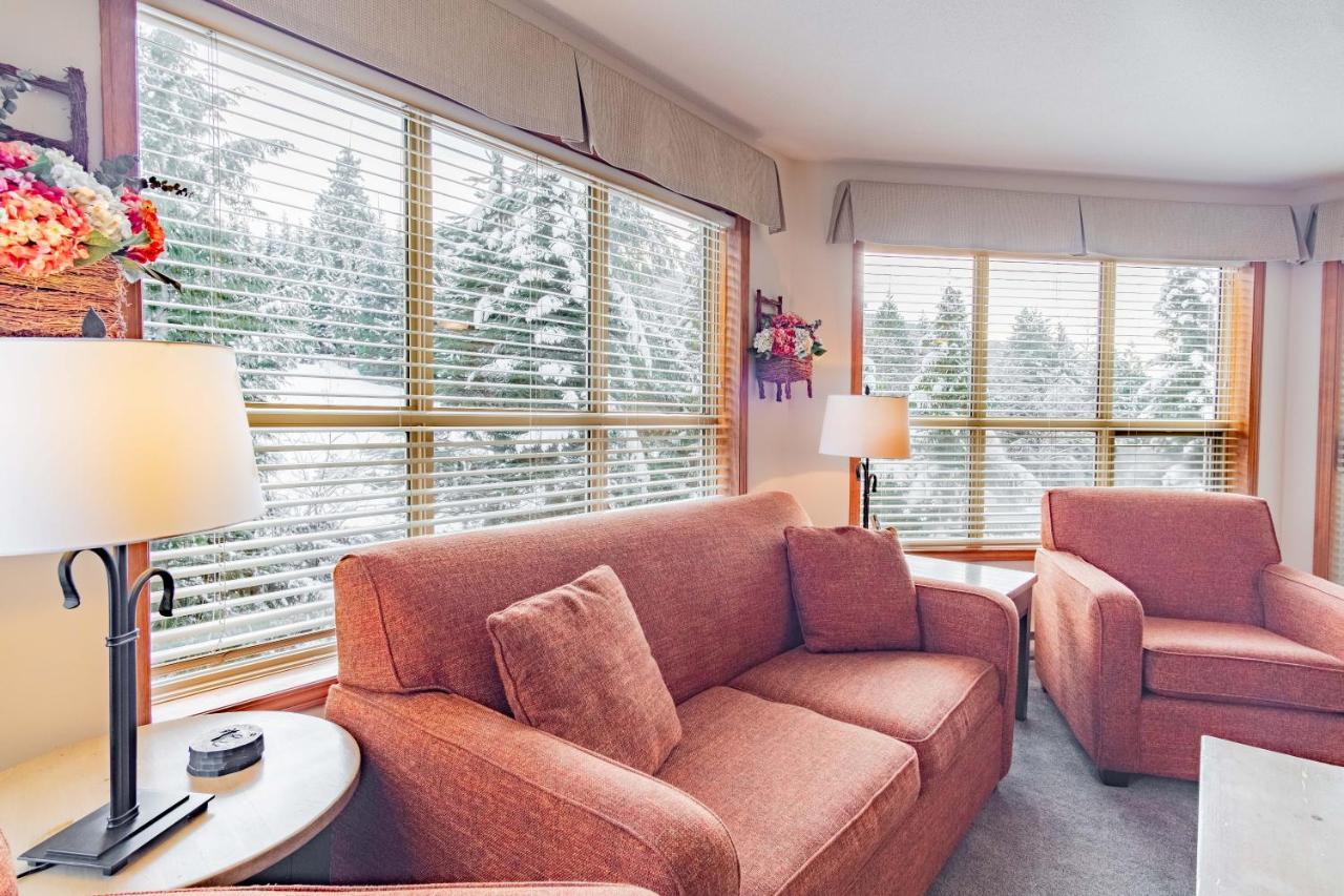 The Best Ski In Ski Out Two Bedroom Condo At Aspens Уистлер Экстерьер фото