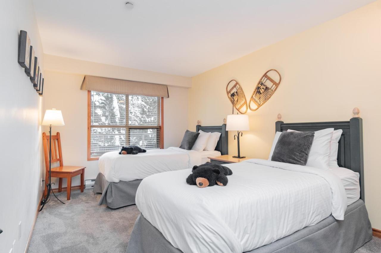 The Best Ski In Ski Out Two Bedroom Condo At Aspens Уистлер Экстерьер фото