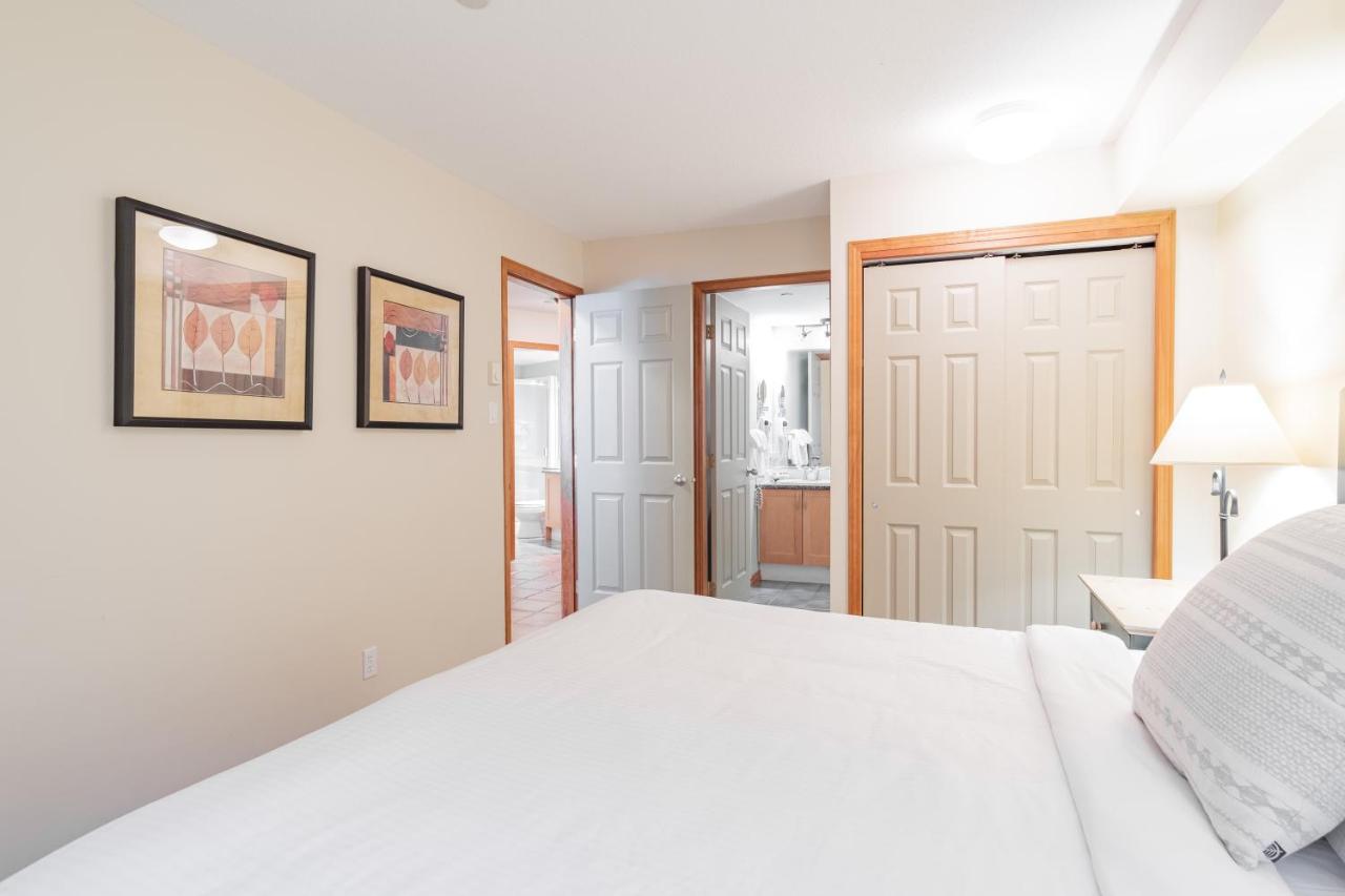 The Best Ski In Ski Out Two Bedroom Condo At Aspens Уистлер Экстерьер фото